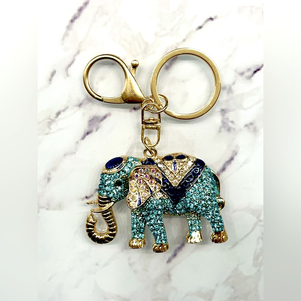Blue Multi-Color Rhinestone Elephant Purse Charm / Keychain. Makes a great gift!
